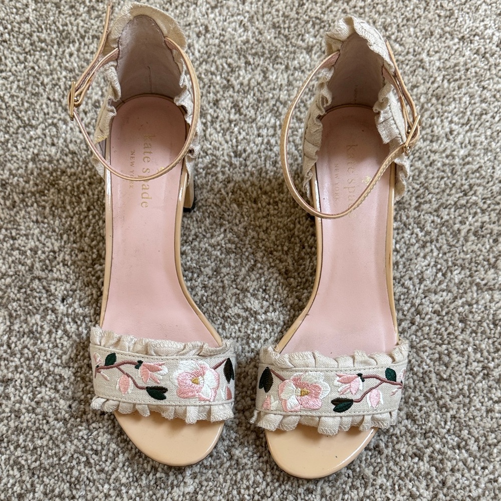 Kate Spade New York Wayne - Pink Sand Linen with ruffle detail